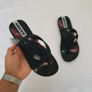 Chinelo hocks nasa black