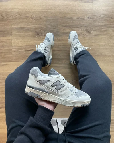 New Balance 550 Off/Cinza